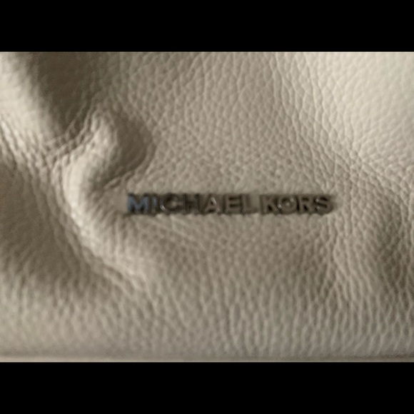 Michael Kors snakeskin purse and matching wristlet - Picture 2 of 5